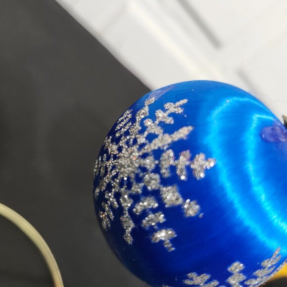 Set of 5 Vintage Blue Satin Snowflake Christmas Ornament - Picture 4 of 5